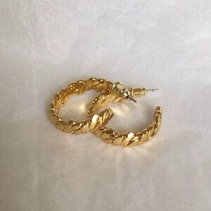 Nwot 18K Thick Gold Plated Delicate Weaved Rope Earrings